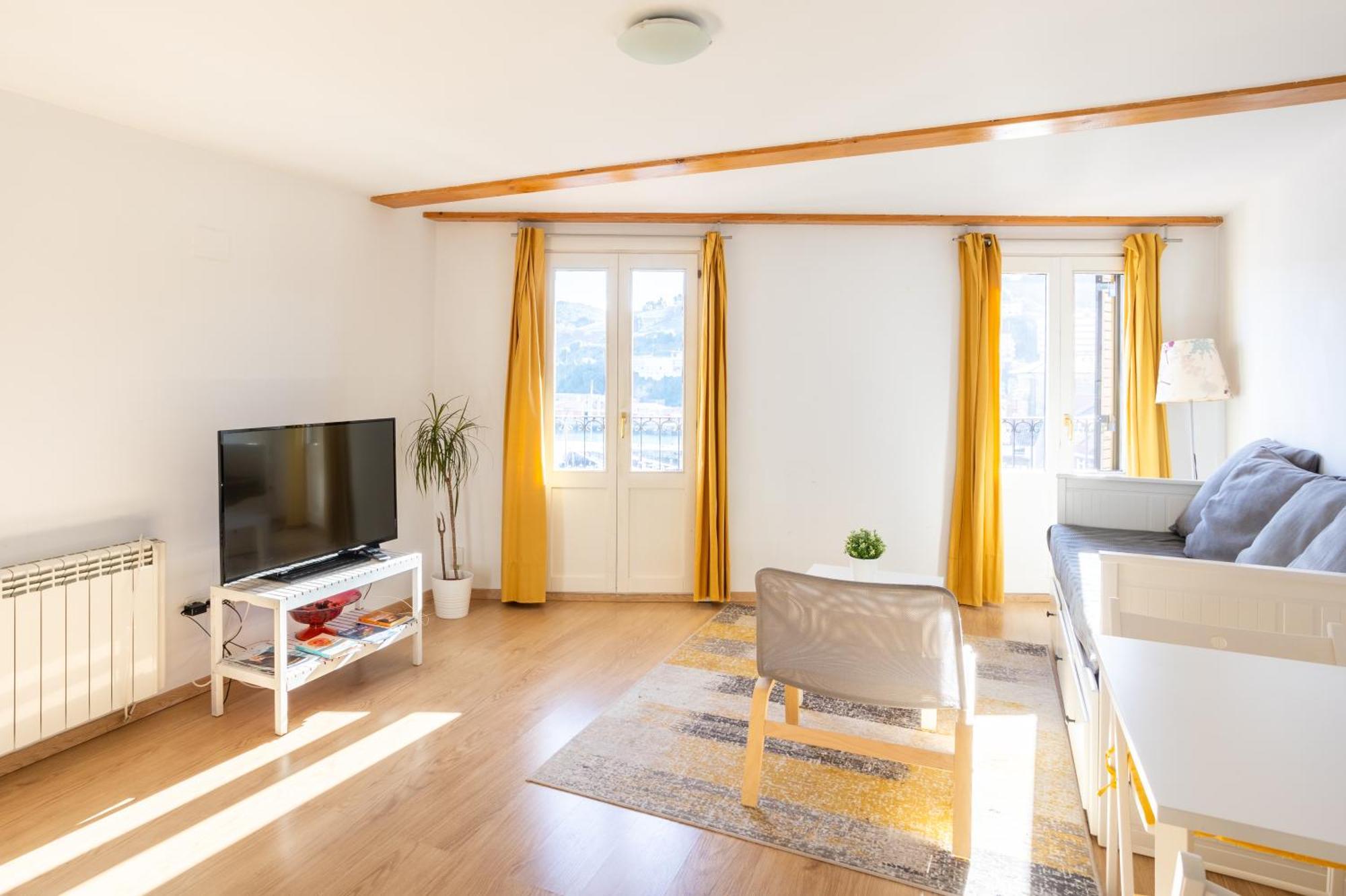Apartamentos Bermeo, Museoa Екстериор снимка